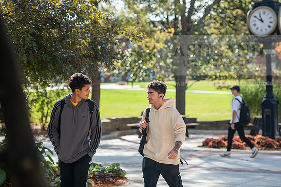 FallCampusLife1023AWB_2506