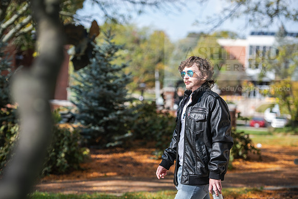 FallCampusLife1023AWB_2611
