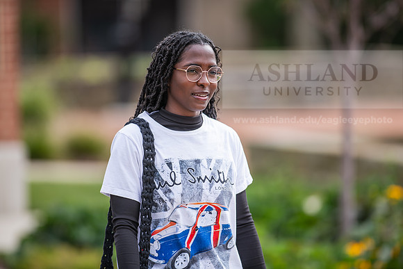 FallCampusLife1023AWB_2828