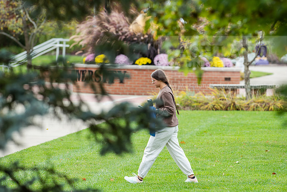 FallCampusLife1023AWB_2963