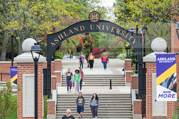 FallCampusLife1023AWB_2987