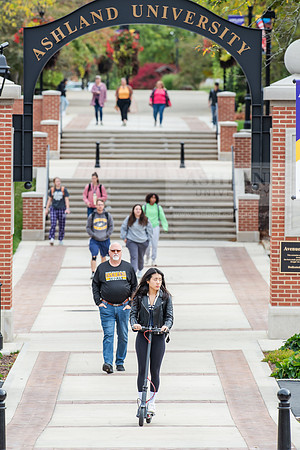 FallCampusLife1023AWB_2998