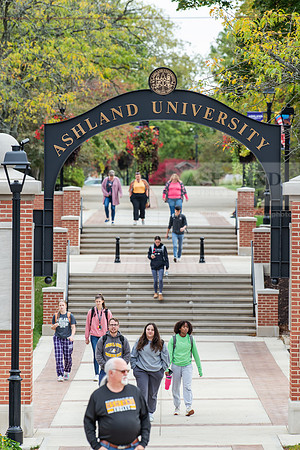 FallCampusLife1023AWB_3008
