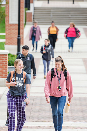 FallCampusLife1023AWB_3031