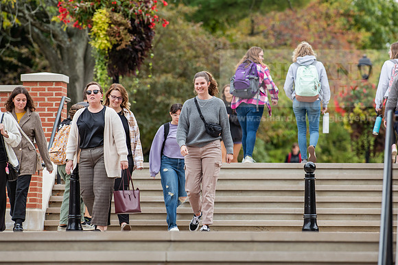 FallCampusLife1023AWB_3149