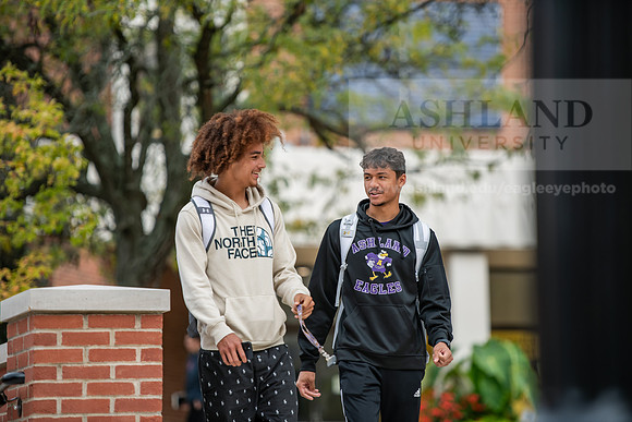 FallCampusLife1023AWB_3345