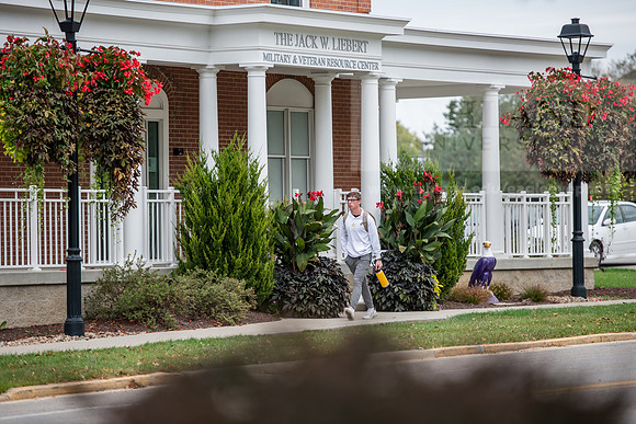 FallCampusLife1023AWB_3524
