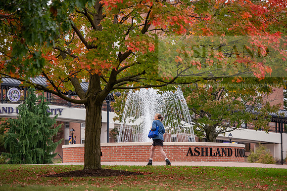 FallCampusLife1023AWB_3596