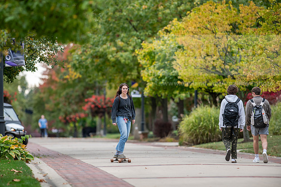 FallCampusLife1023AWB_3909