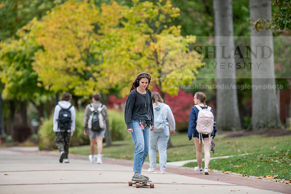 FallCampusLife1023AWB_3917