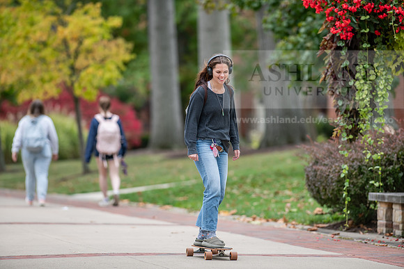 FallCampusLife1023AWB_3925