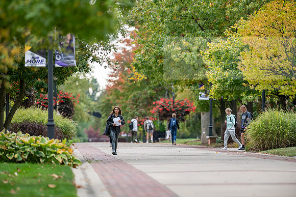 FallCampusLife1023AWB_3930