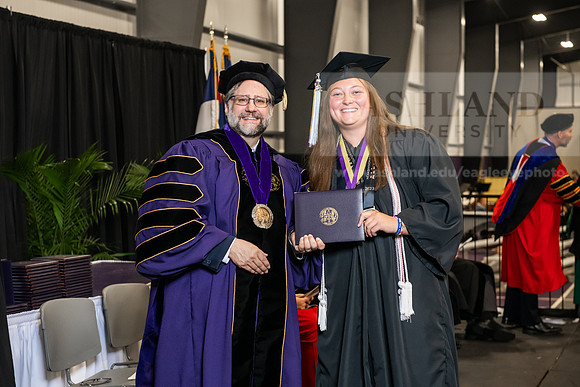 121SPGradBachelorScienceEducation0525AWB_4563