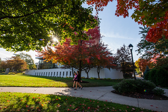 FallCampusLife1024AWB_5137