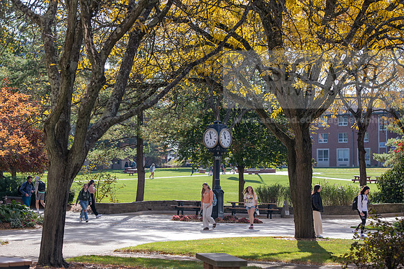 FallCampusLife1024AWB_5540