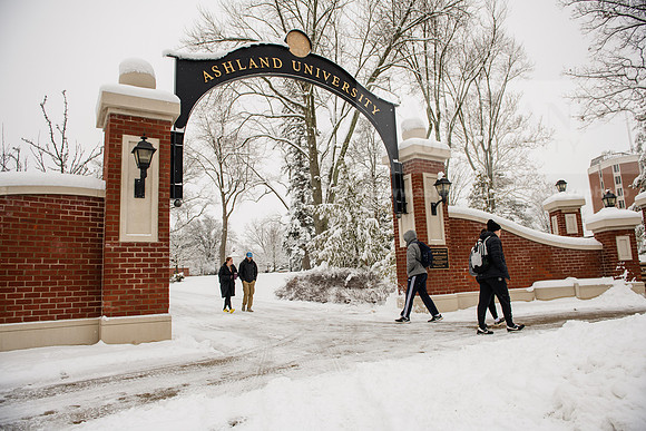 WinterCampusLife0123ALW_3538