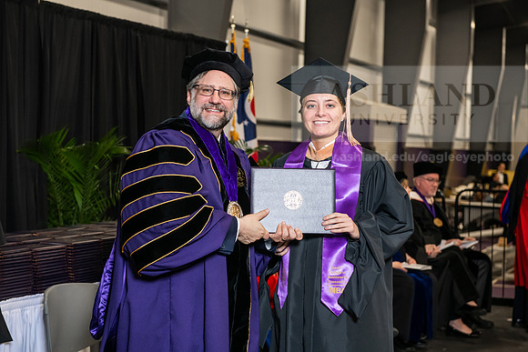 135SpGradMasterBusinessAdmin0525AWB_3150