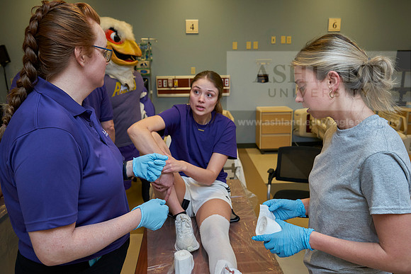 Nursing college-0329_AP_07506