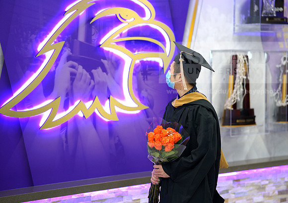 Graduation1218AP_05509
