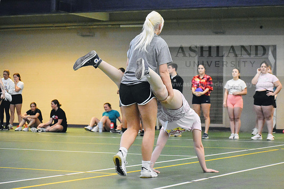 GreekWeek18