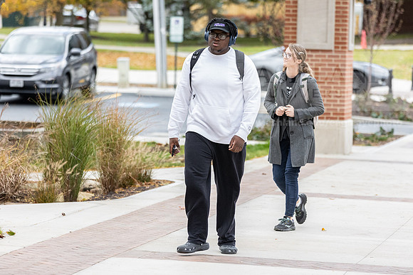 FallCampus1022BM_92A4041