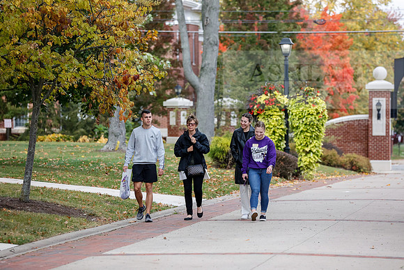 FallCampus1022BM_92A3951