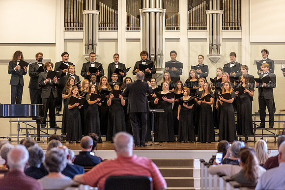 Choir1022BM_92A7686