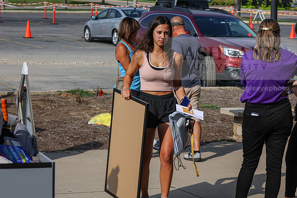 MoveIn0822BM_B92A0090