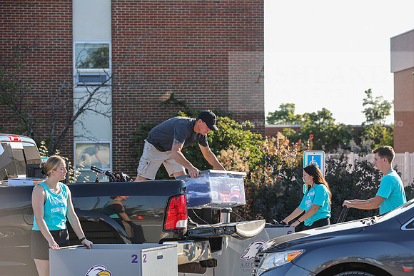 MoveIn0822BM_B92A9622