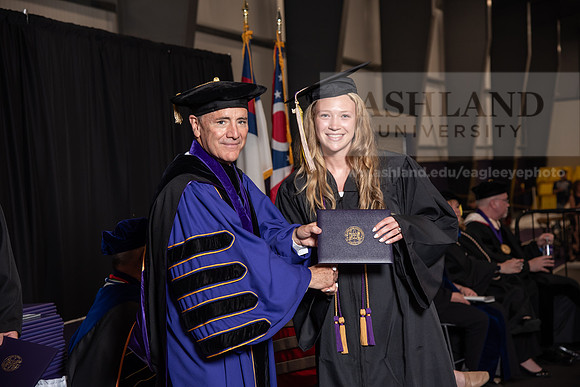 134SpGradBachelorScienceBusiness0524TR_DSC_5427