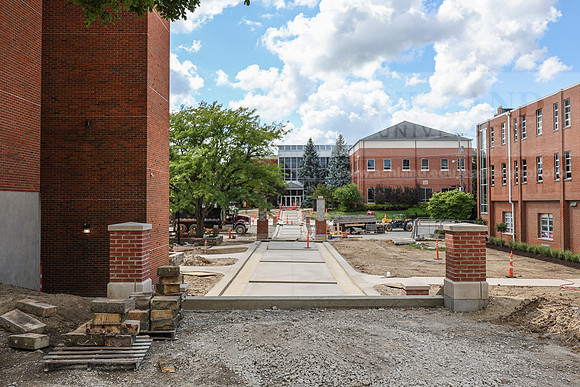 Pathway0822BM_B92A9237