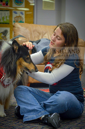 Cummins_Library Therapy Dogs-3