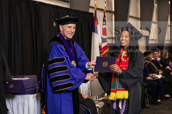 034SpGradBachelorNursing0524AWB_9731