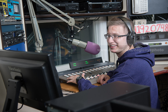 WRDLRadio0916ALW_8089