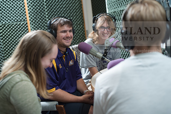 WRDLRadio0916ALW_8124