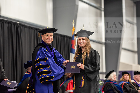 104SpGradBachelorScienceBusiness0524ALW_7885