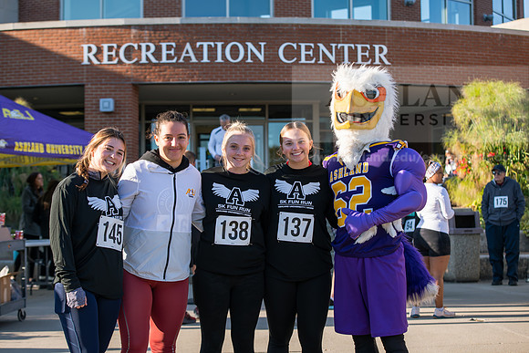 Homecoming5kRunWalk1022ALW_9541