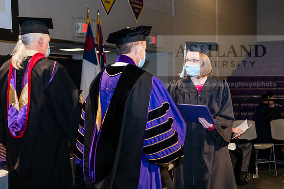 043BachelorEducationWiGrad1221ALW_7042