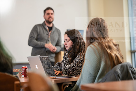 SocialWork_Zapcic_Ian1123AWB_8640