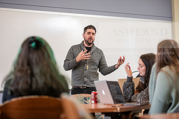 SocialWork_Zapcic_Ian1123AWB_8663