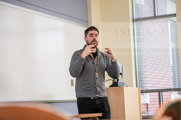 SocialWork_Zapcic_Ian1123AWB_8676