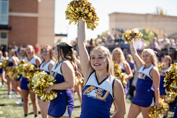 HOCOAUvOHDomFootballGame1024ALW_8778