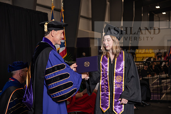 222SpGradBachelorScienceBusiness0524TR_DSC_5468