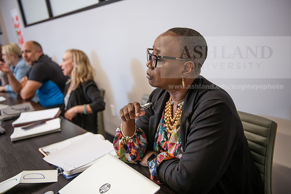 EducationalLeadershipOrgBehaviorClass0923AWB_6151
