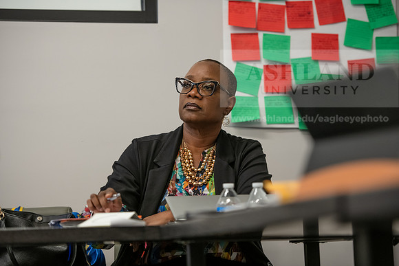 EducationalLeadershipOrgBehaviorClass0923AWB_6209