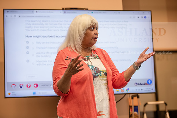 EducationalLeadershipOrgBehaviorClass0923AWB_6255