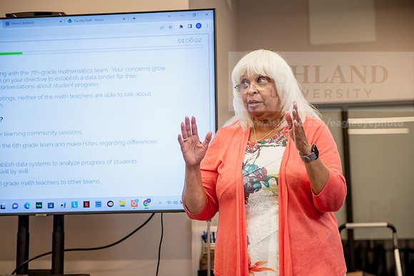 EducationalLeadershipOrgBehaviorClass0923AWB_6303