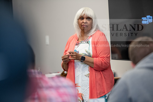 EducationalLeadershipOrgBehaviorClass0923AWB_6418