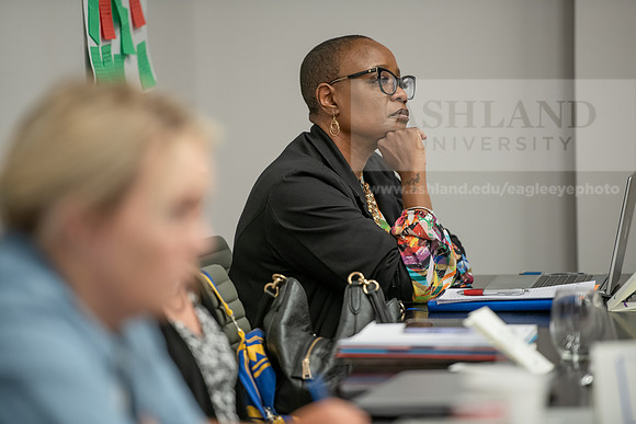 EducationalLeadershipOrgBehaviorClass0923AWB_6455