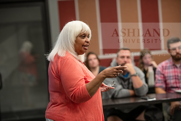 EducationalLeadershipOrgBehaviorClass0923AWB_6058